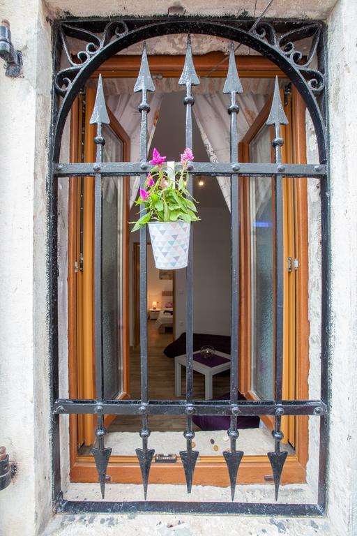 Apartment Irma Pula Exterior photo
